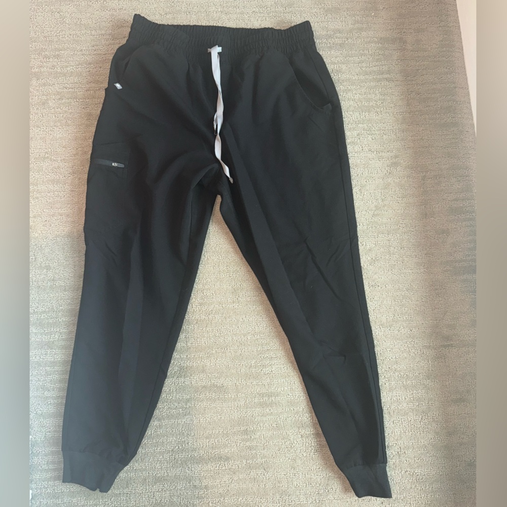 Figs High Waisted Zamora Jogger Scrub Pants, Black, Large/Petite